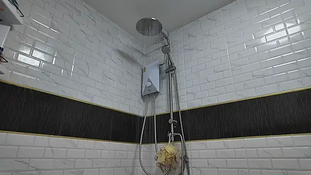 lukegunn online show from November 11, 3:17 am