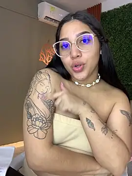 Amandanauty online show from December 20, 3:58 am