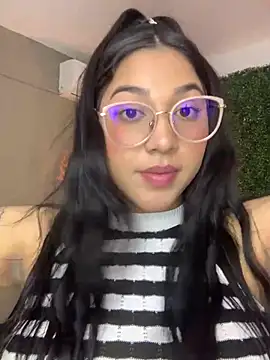 Amandanauty online show from February 2, 1:55 am