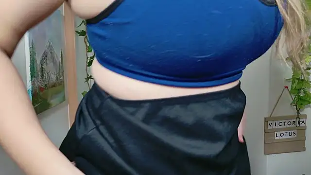 victorialotus online show from February 2, 7:41 am