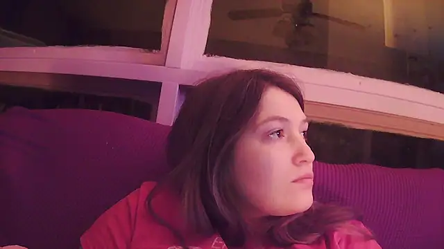 Angelk43 online show from February 18, 7:04 am