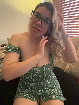 salomesweet13 online show from February 26, 5:01 pm