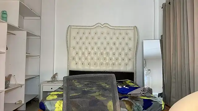 Maria wilton online show from March 4, 3:33 am