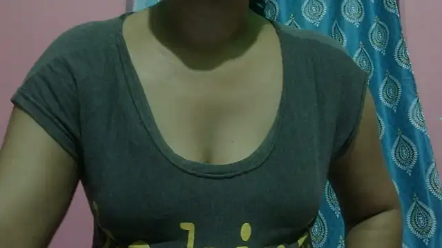 Snapshot of AVNI09- chatting on June 17, 1:45 pm AVNI09- online show from June 17, 1:45 pm
