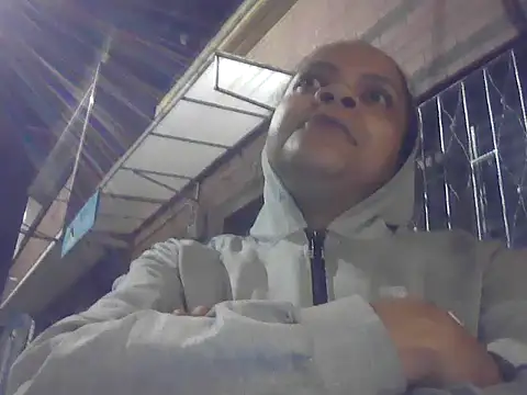 BayleyBanks online show from September 16, 3:29 am