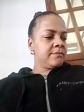 BayleyBanks online show from February 15, 5:09 pm