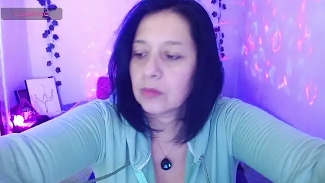 camilalatti online show from December 5, 12:41 am