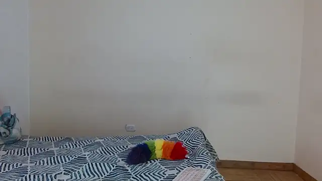 Snapshot of Estrella_sweett chatting on January 9, 11:24 pm Estrella sweett online show from January 9, 11:24 pm