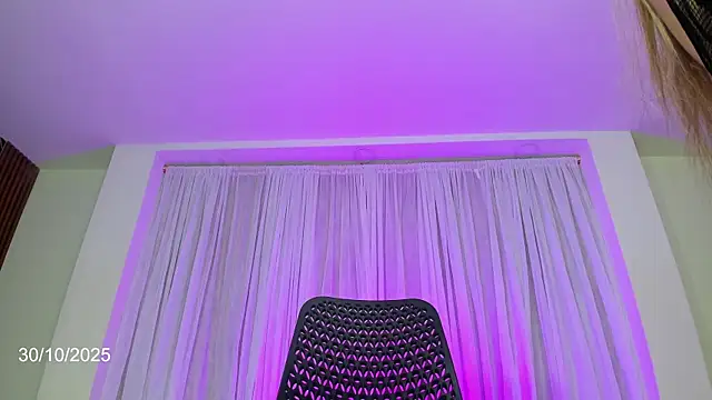 Snapshot of jaddyk_ chatting on October 30, 9:48 pm jaddyk  online show from October 30, 9:48 pm