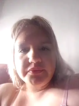 Snapshot of shaynarg chatting on October 6, 8:56 am shaynarg online show from October 6, 8:56 am