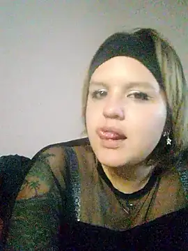 Snapshot of shaynarg chatting on May 10, 6:18 am shaynarg online show from May 10, 6:18 am
