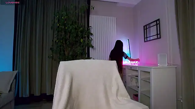 Your Nicolett online show from December 4, 3:04 am