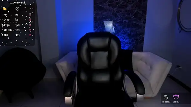 NickyLawson online show from February 3, 12:47 pm