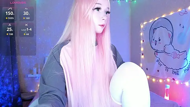 Misty Shadow online show from December 2, 11:23 pm