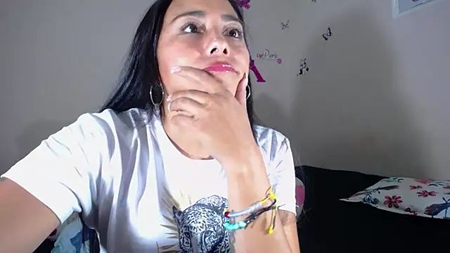hanna girl21 online show from July 10, 1:43 am