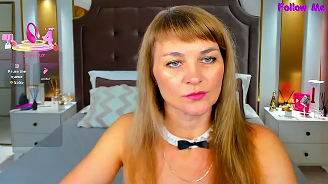 annasimonsj online show from October 4, 12:52 am