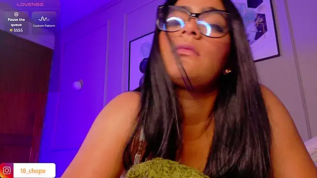 Snapshot of _charlotte11 chatting on October 10, 1:54 pm charlotte11 online show from October 10, 1:54 pm