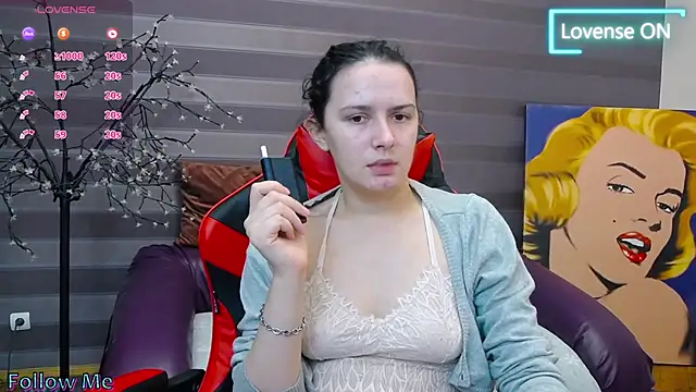 iris nikhols online show from January 28, 9:08 pm