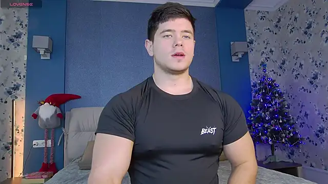 Snapshot of Arilas_ chatting on January 2, 8:06 am Arilas  online show from January 2, 8:06 am