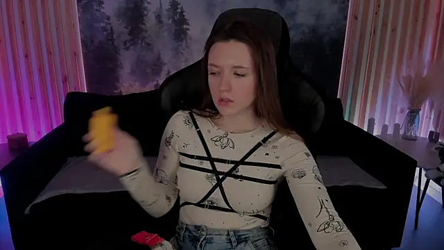 Snapshot of JennyDens chatting on January 20, 5:37 am JennyDens online show from January 20, 5:37 am