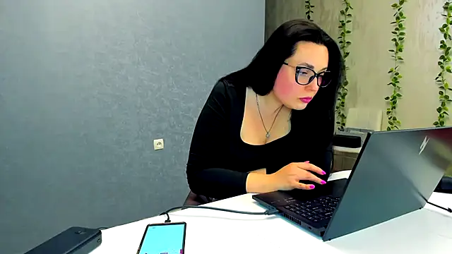 WorshipLilit online show from March 20, 6:46 pm