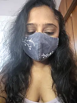 sexynayan23 online show from November 6, 4:46 am