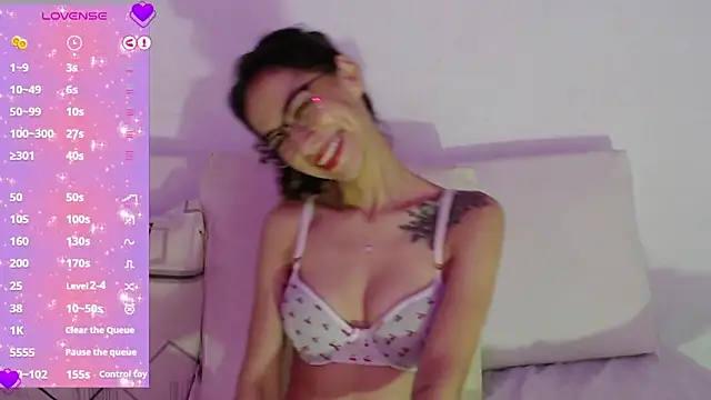 Snapshot of sara__addams chatting on December 18, 8:25 pm sara addams online show from December 18, 8:25 pm