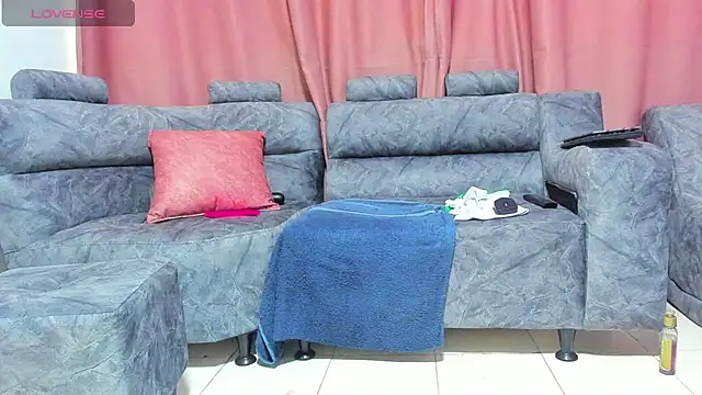 electraaxx online show from March 4, 8:49 pm