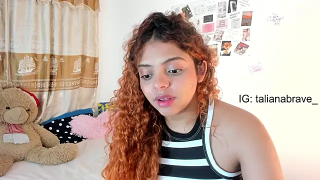 Snapshot of ValienteGirl_ chatting on February 4, 7:40 am ValienteGirl  online show from February 4, 7:40 am