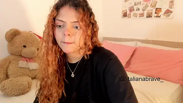 Snapshot of ValienteGirl_ chatting on October 17, 1:20 am ValienteGirl  online show from October 17, 1:20 am