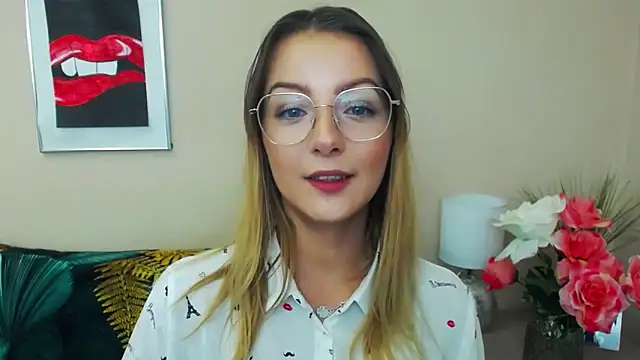 NatalieSexy online show from December 19, 7:18 am