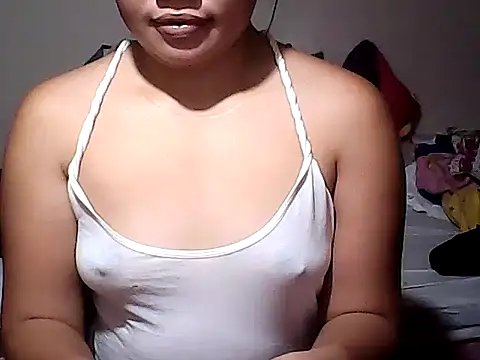 Snapshot of Hot_Aryelle20 chatting on April 14, 10:05 pm Hot Aryelle20 online show from April 14, 10:05 pm