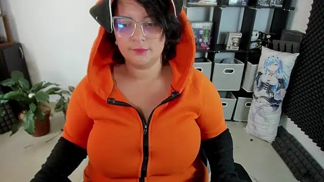 aika-dreams online show from December 16, 2:27 pm