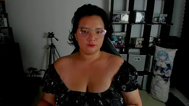 aika-dreams online show from December 22, 12:27 pm