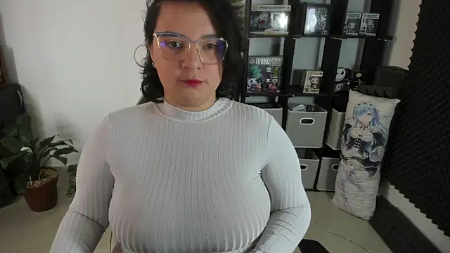 aika-dreams online show from January 4, 12:38 pm