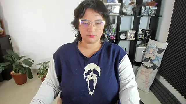 aika-dreams online show from January 28, 12:43 pm