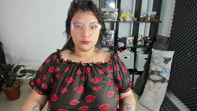 aika-dreams online show from February 28, 11:47 am