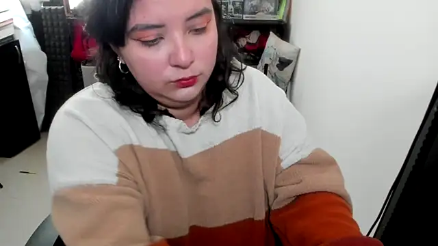 aika-dreams online show from October 21, 12:50 pm