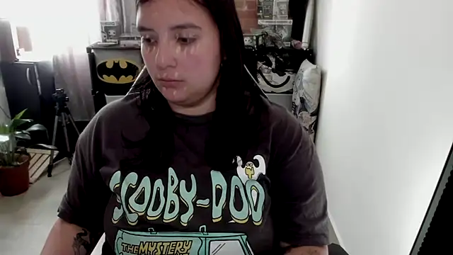 aika-dreams online show from April 6, 1:56 pm