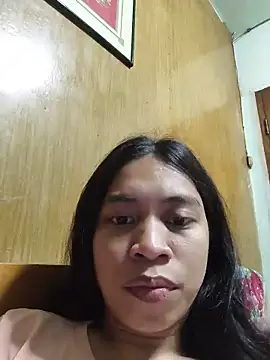 Snapshot of Urworldclasstrans chatting on May 16, 5:34 pm Urworldclasstrans online show from May 16, 5:34 pm
