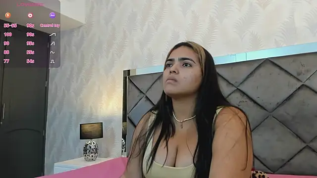 Snapshot of Mayssa_Cute chatting on January 8, 9:34 pm Mayssa Cute online show from January 8, 9:34 pm