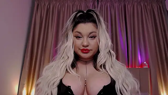 Larissa K online show from November 6, 4:41 pm