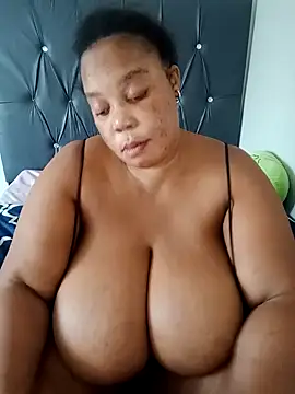 Lovelyboobs01 online show from March 10, 9:32 am