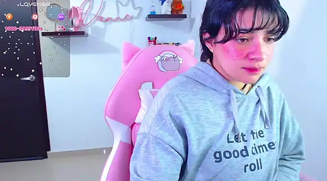 Vannessa  Shy online show from February 22, 3:58 pm