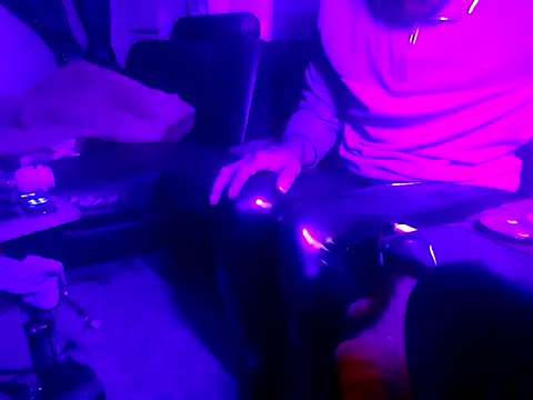 Crystalbitchx online show from November 7, 9:37 pm