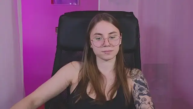  AnnaStark  online show from January 18, 11:44 pm