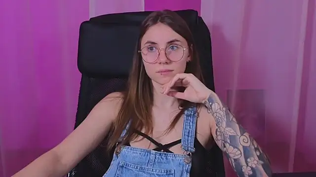  AnnaStark  online show from February 2, 12:51 am