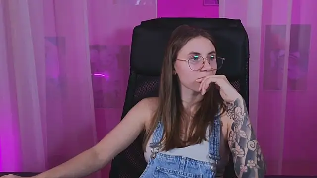  AnnaStark  online show from March 12, 11:33 pm