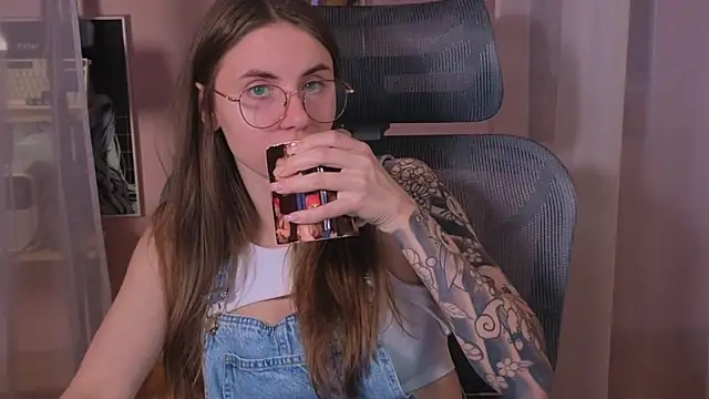  AnnaStark  online show from November 5, 6:41 pm