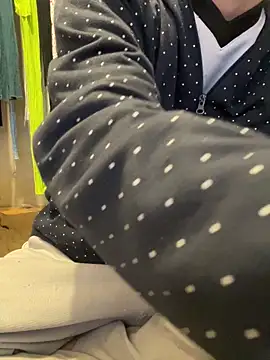 Snapshot of Fundoshi_2 chatting on February 7, 1:43 pm Fundoshi 2 online show from February 7, 1:43 pm